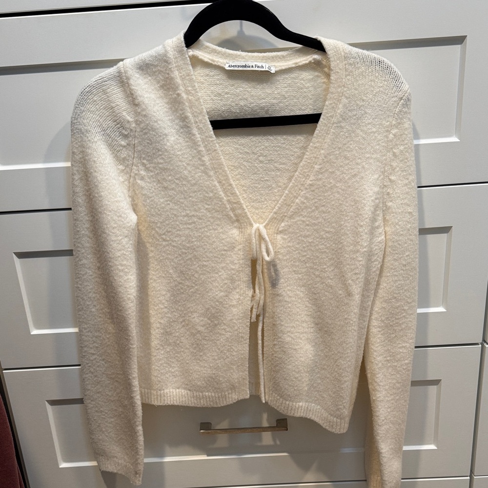 Abercrombie & Fitch Women's Off-White Cardigan